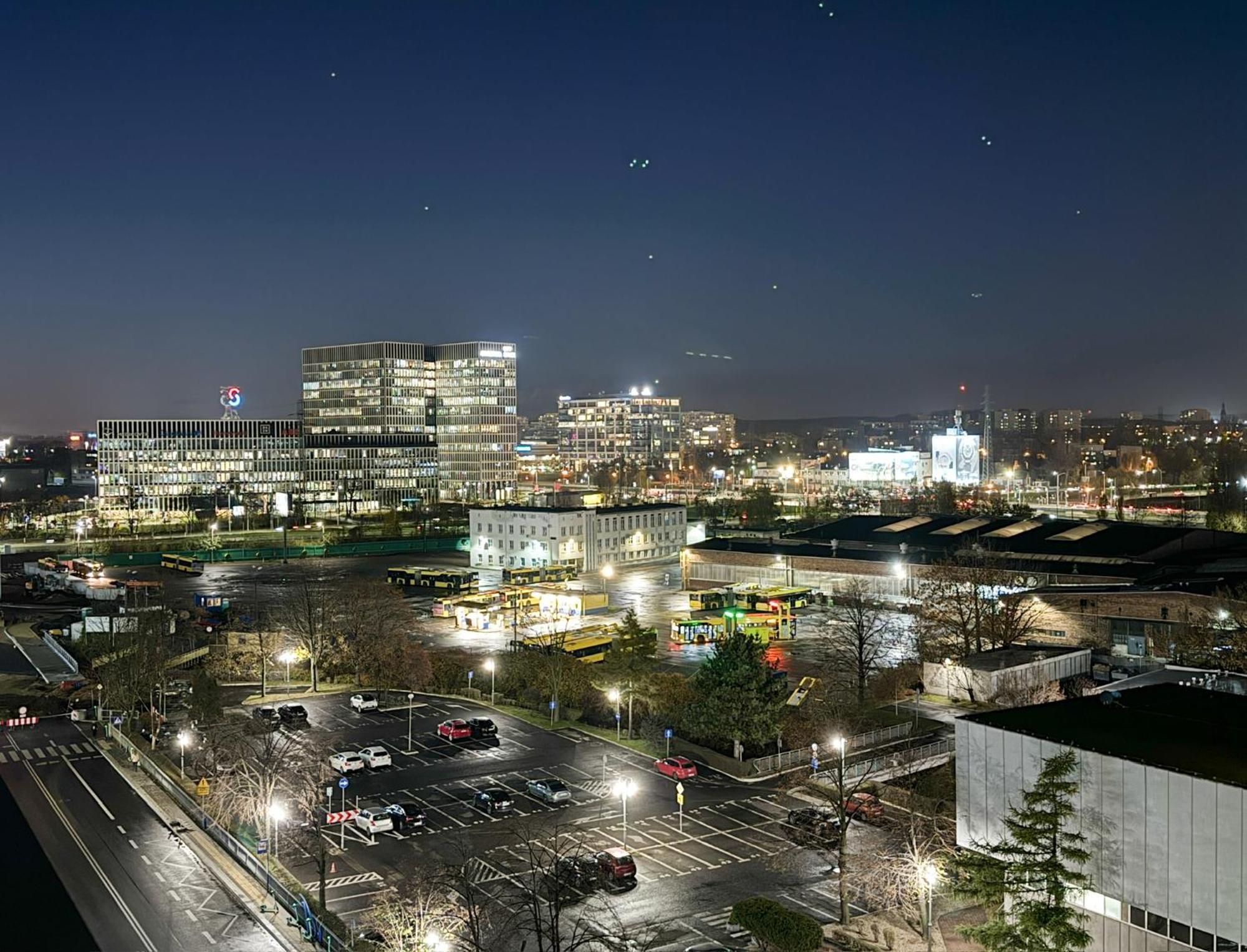 Lakru Apartments Global Office, Free Garage, Self Check-In Katowice Ngoại thất bức ảnh